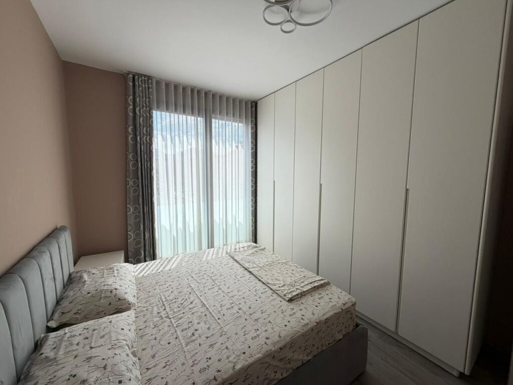 Apartament 1+1 + Parkim në Residence tek TEG
