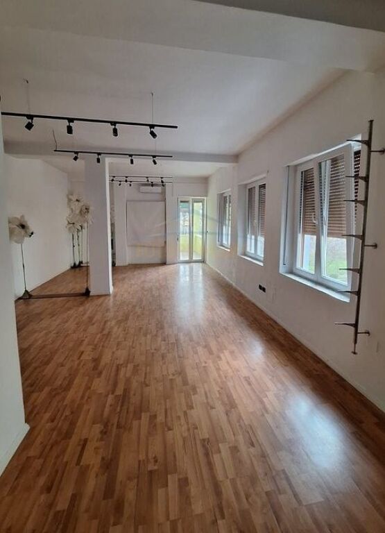 Affitto, Locale per Uffici, Blloku.