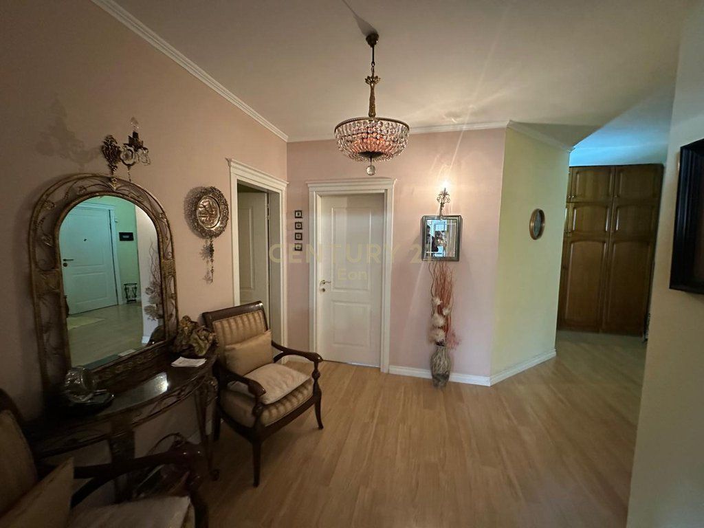 FOR RENT APARTMENT 3+1+2 WITH SEA VIEW IN VOLLGA DURRES !