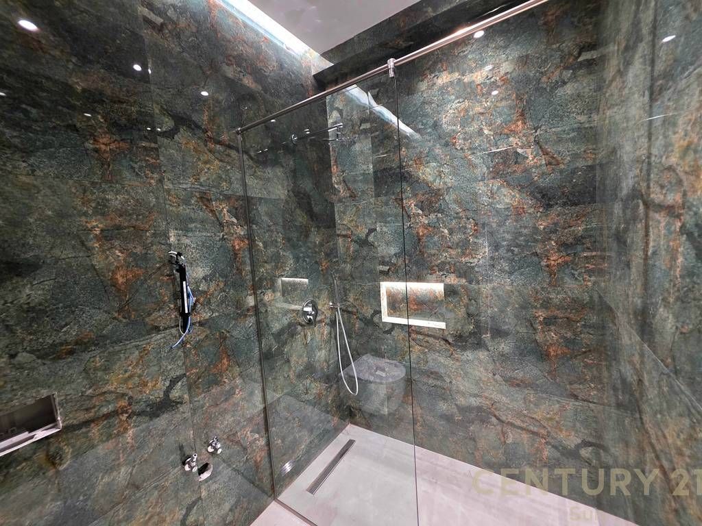 2+1 APARTMENT FOR SALE NEAR THE PARIS MUNICIPALITY