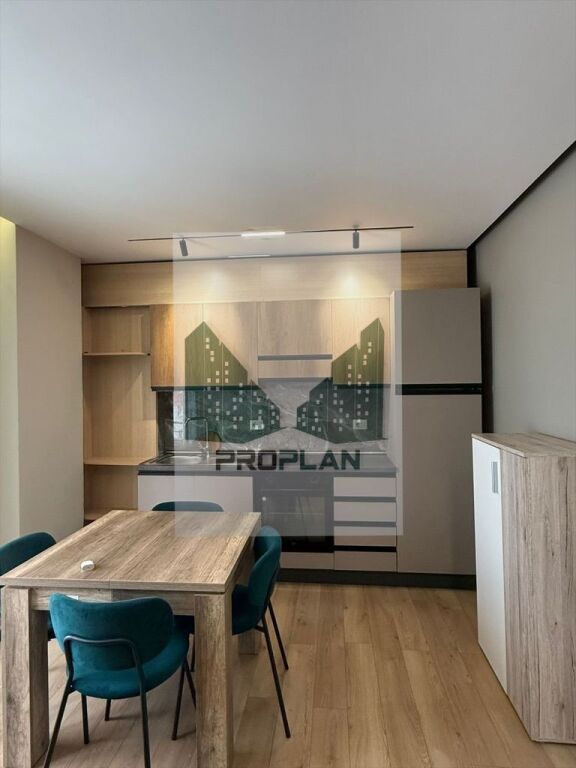 🏠JEPET ME QIRA Apartament 1+1 tek Xhamia e Selitë