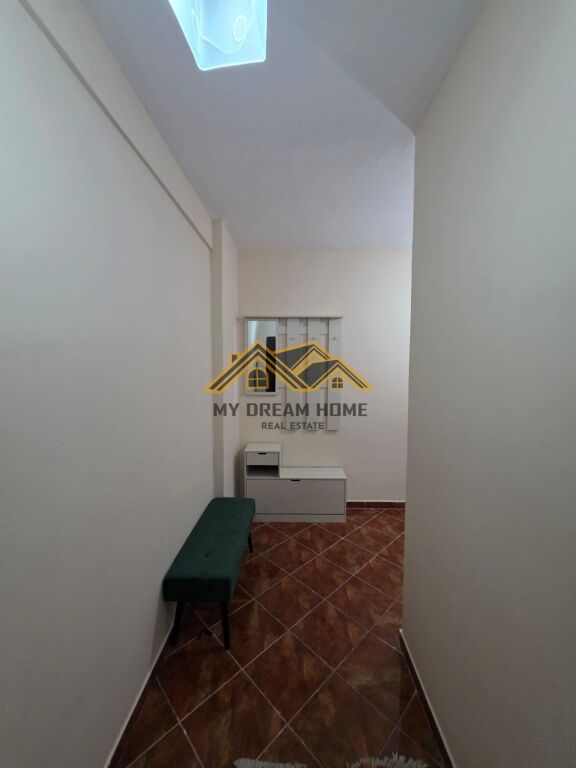 Appartamento 1+1 in Vendita a Shkëmbin e Kavajës, Durrës