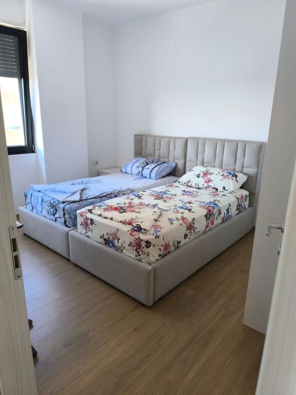 🏡 Jepet me qira apartament 2+1+2 📍 Vendodhja: Don Bosko, Mara Residence💶 Çmimi: 800 €/muaj