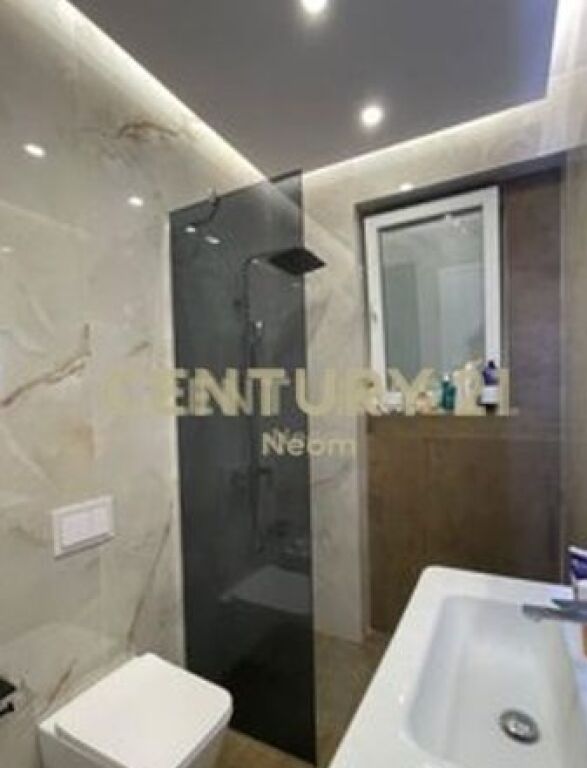 Apartament modern 1+1 me qera– komod dhe funksional