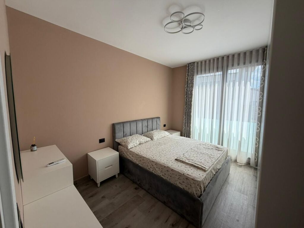 Apartament 1+1 + Parkim në Residence tek TEG