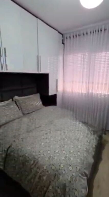 Apartament per shitje prane Spitalit American 3