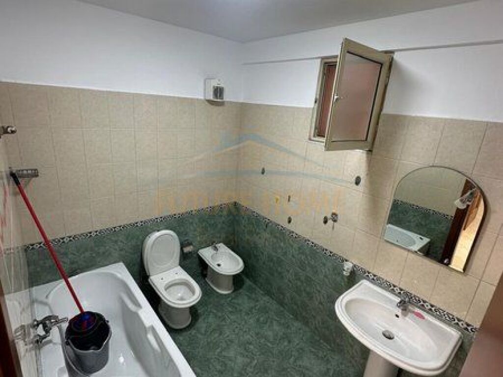 In vendita, Appartamento 2+1+2+Posto Auto, Don Bosko, Tirana