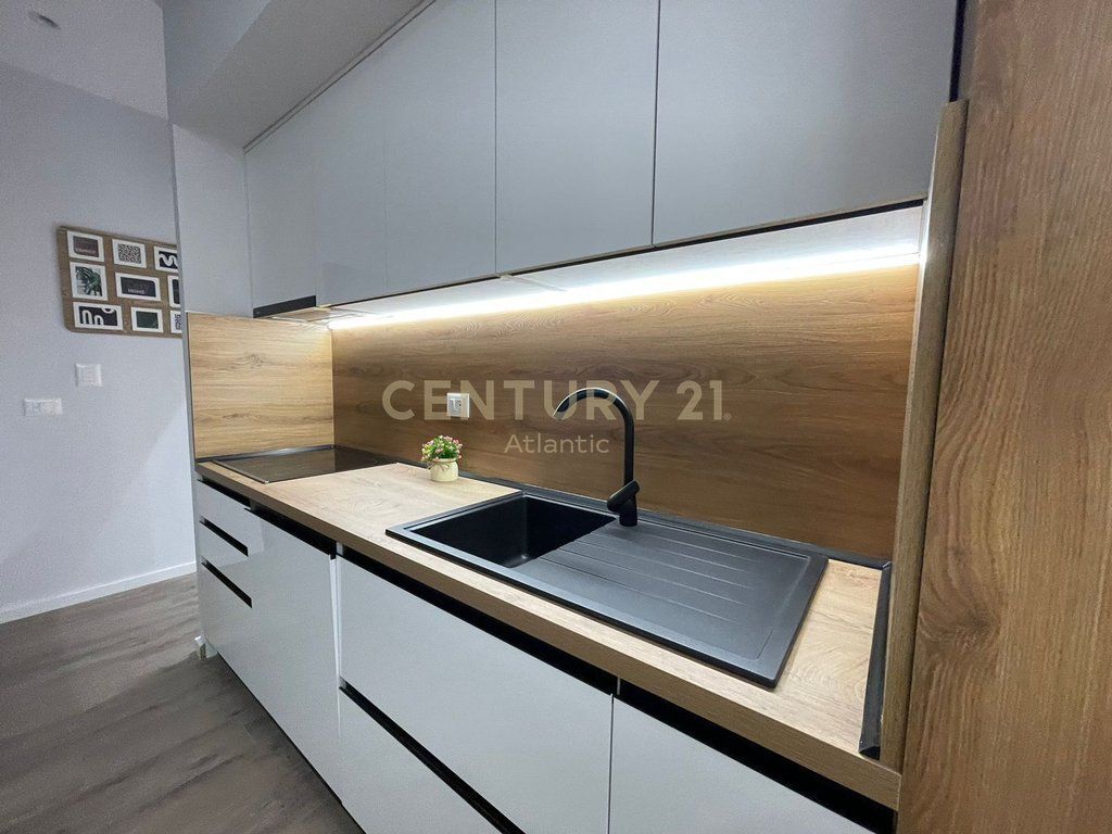 SHITET APARTAMENT 1+1 NE PLAZH HEKURUDHA, DURRES!