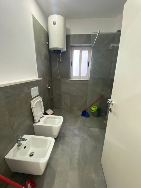 Apartament 2+1 per qira ne Astir !