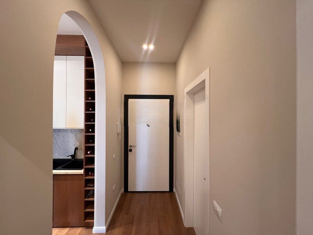 APARTMENT 1+1 FOR SALE NEAR THE BUILDING WITH ARROW !