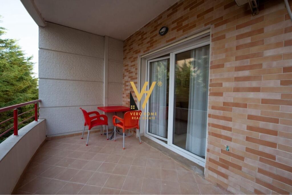 SHITET APARTAMENT 1+1+BLK TE UJI I FTOHTE, VLORE 165.000 EURO