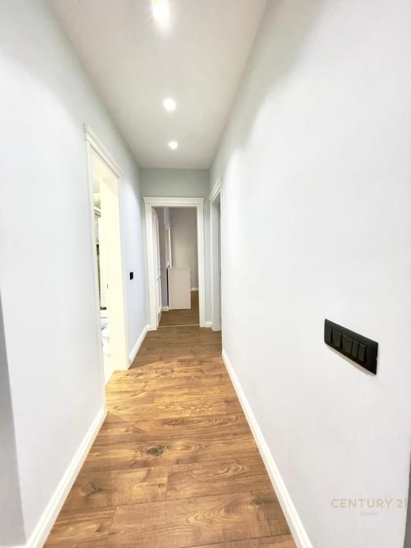 Giardino Botanico, Appartamento 2+1 in affitto 800 € /Mese Sup. Totale 115m2