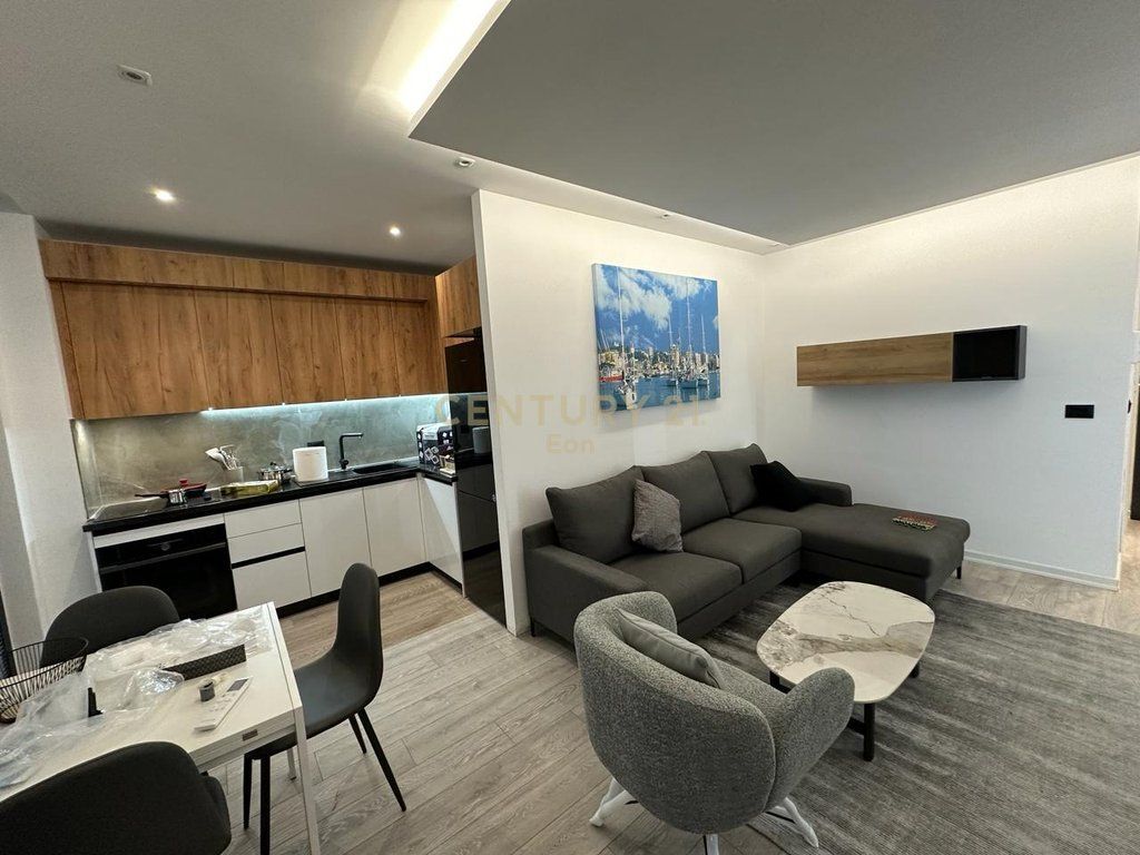 FOR RENT 1+1 APARTMENT WITH SEA VIEW IN CURRILA !