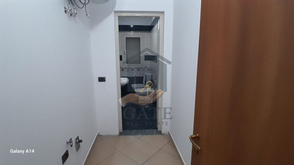 Jepet me qera, Apartament 2+1+2, pranë Kazazit, Durrës