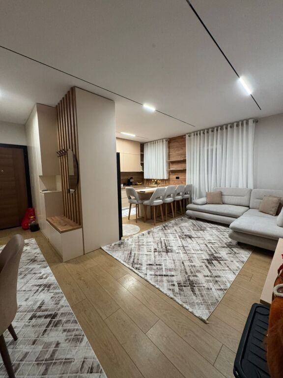 Jepet me qira apartament 2+1, Rruga Dibres !