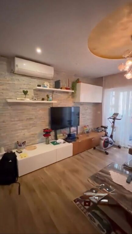 🏡 Apartament 3+1 për shitje – Komuna e Parisit