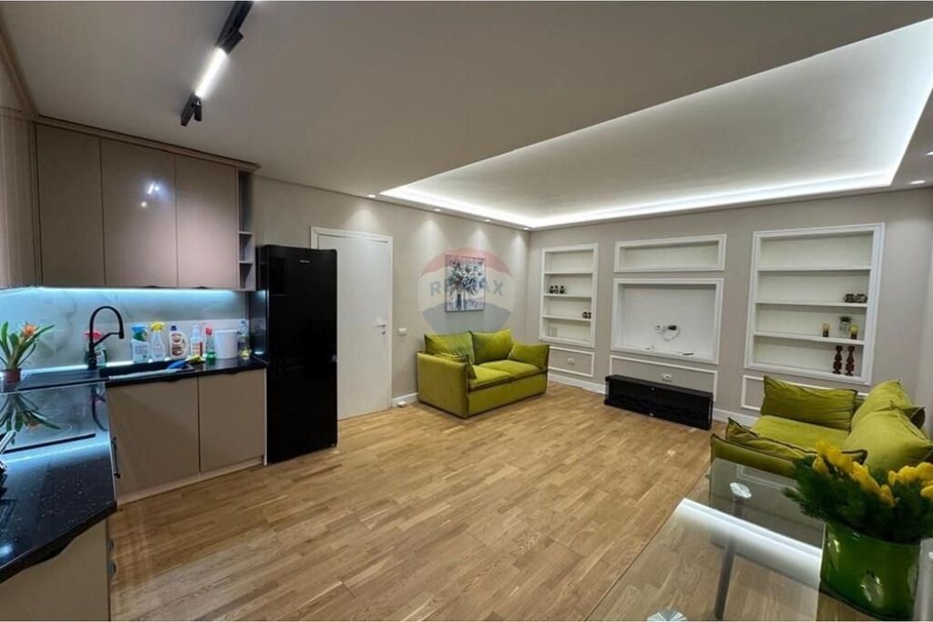 APARTAMENT LUKSOZ 1+1 PER QIRA-KOPSHTI ZOOLOGJIK