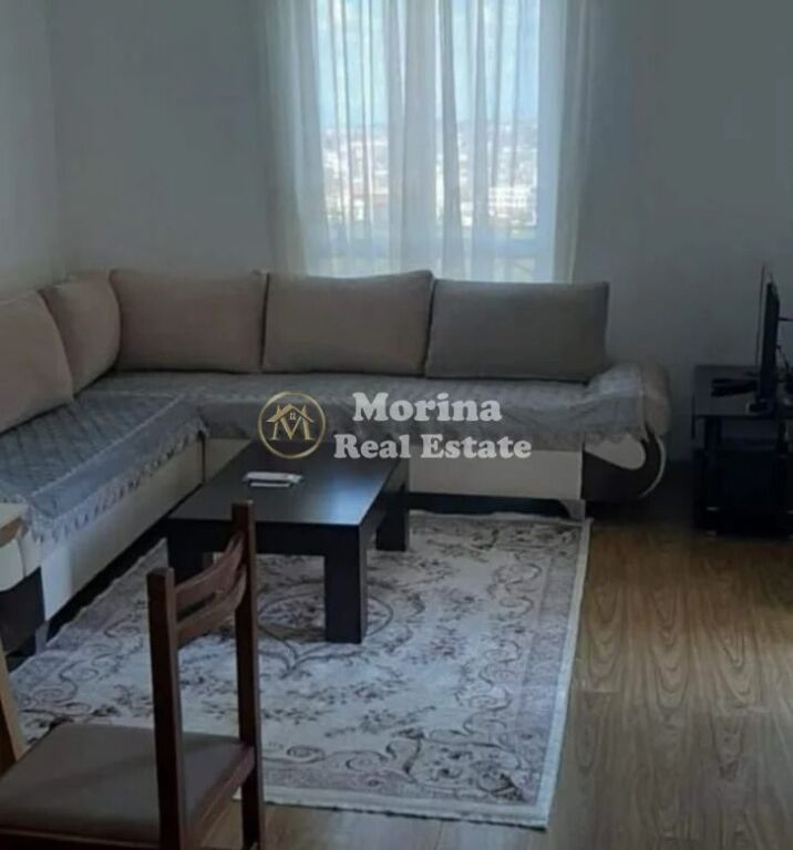 Qera | Shtëpi private 2 + 1 | Qytet Studenti | 400 €/muaj