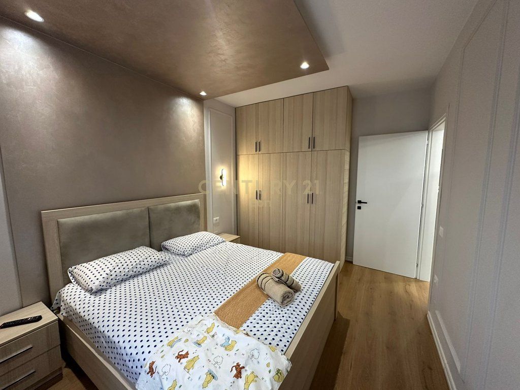 JEPET ME QIRA APARTAMENT 1+1 NE TEK SHKEMBI KAVAJES, DURRES !