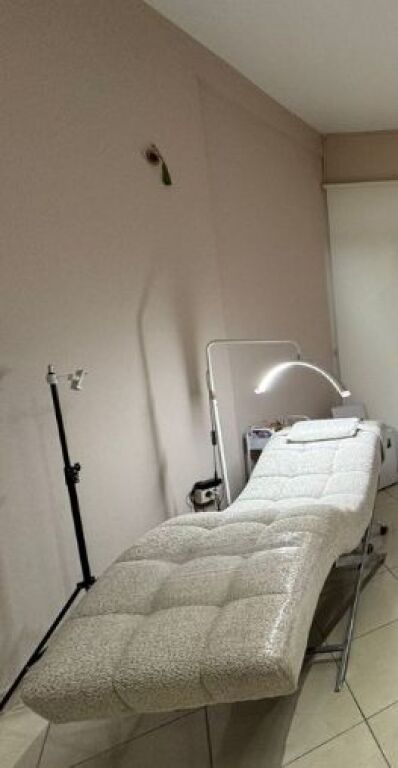 Shitet biznes estetike – vend strategjik me frekuentim të lartë