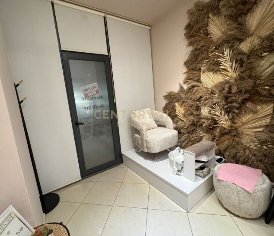 Shitet biznes estetike – vend strategjik me frekuentim të lartë