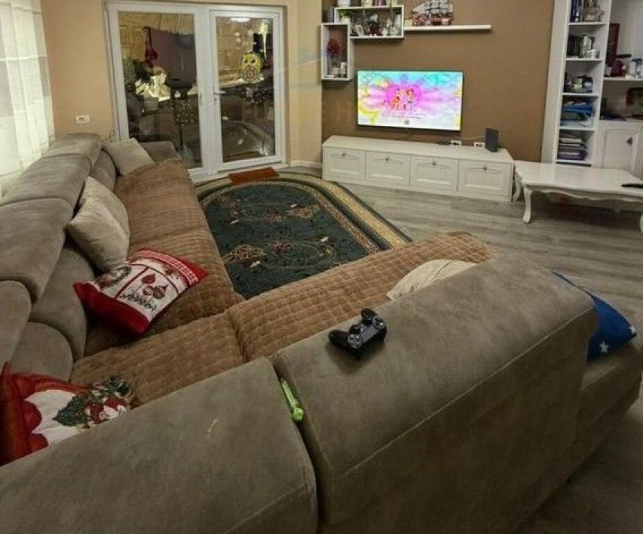 Shitet, Apartament 2+1+2, Liqeni i Thatë,Tiranë