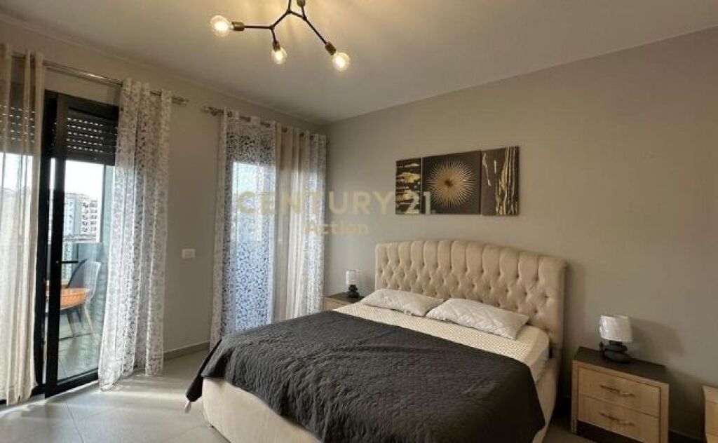 Apartament 1+1 me qera – 2 ballkone dhe pamje e hapur