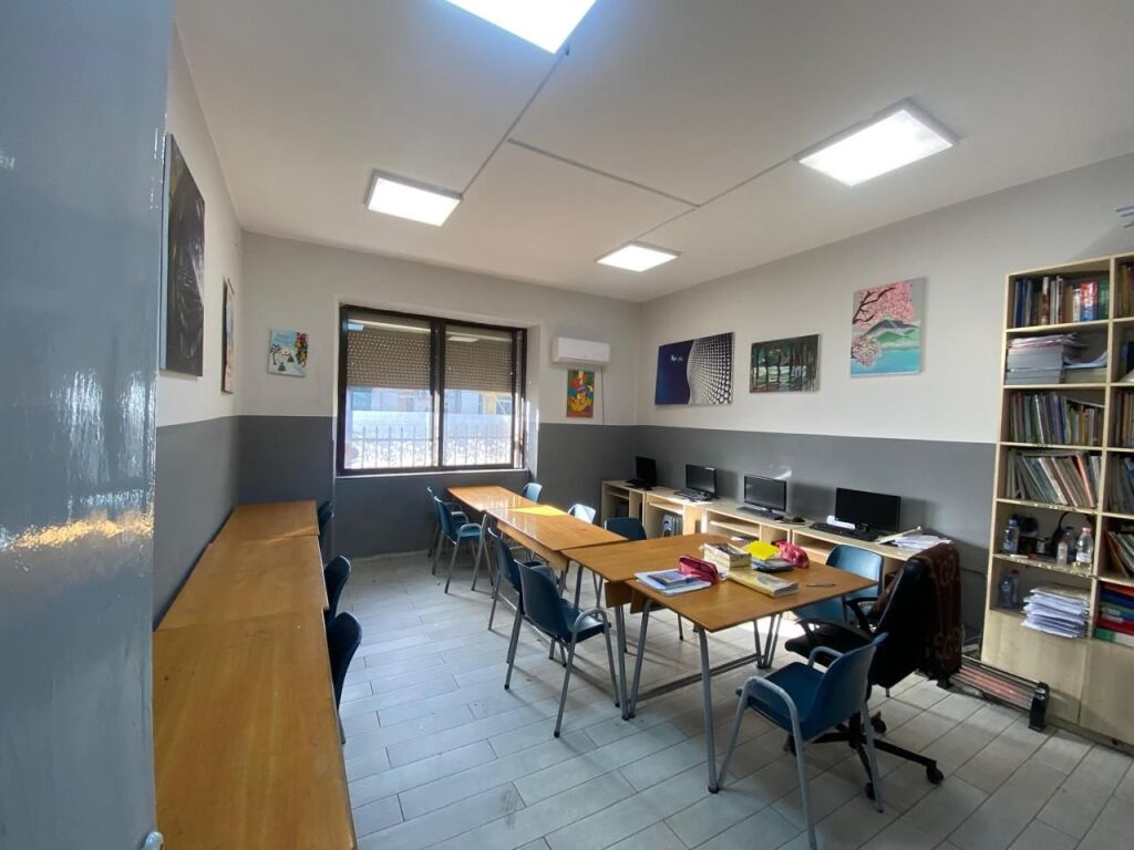 After School for rent in Bllok