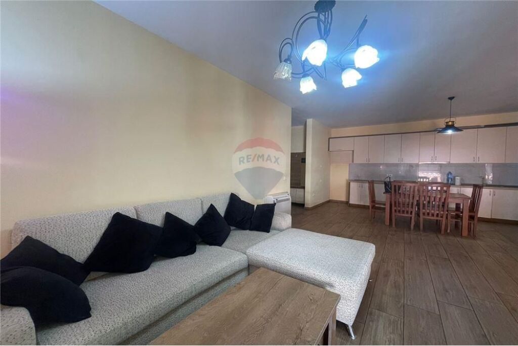 APARTAMENT 2+1 ME QERA + POST PARKIMI K.DELIJORGJI