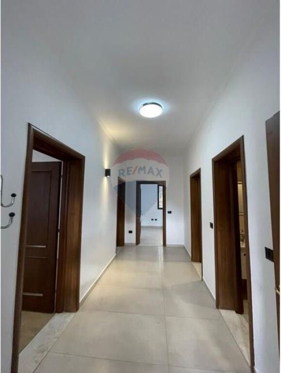 Office - For Rent - Blloku, Tirana