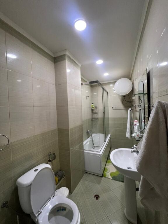 🏡✨ Appartamento in affitto – Fresk, vicino al Market Xhangolli