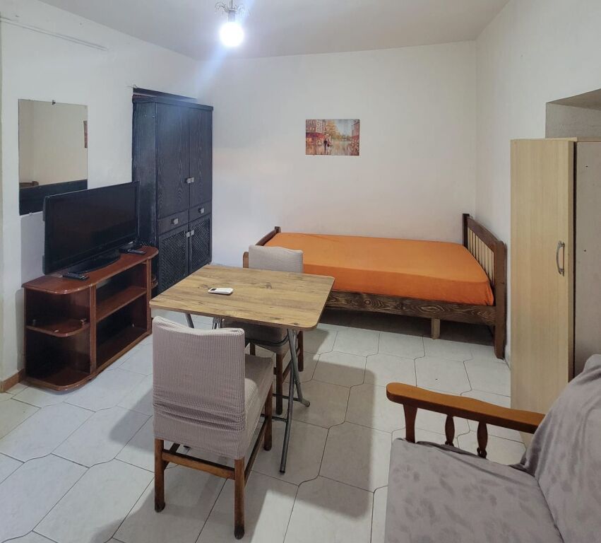 📌 Jepet me Qera Garsoniere ne Xhamllik tek Kongresi i Manastirit,