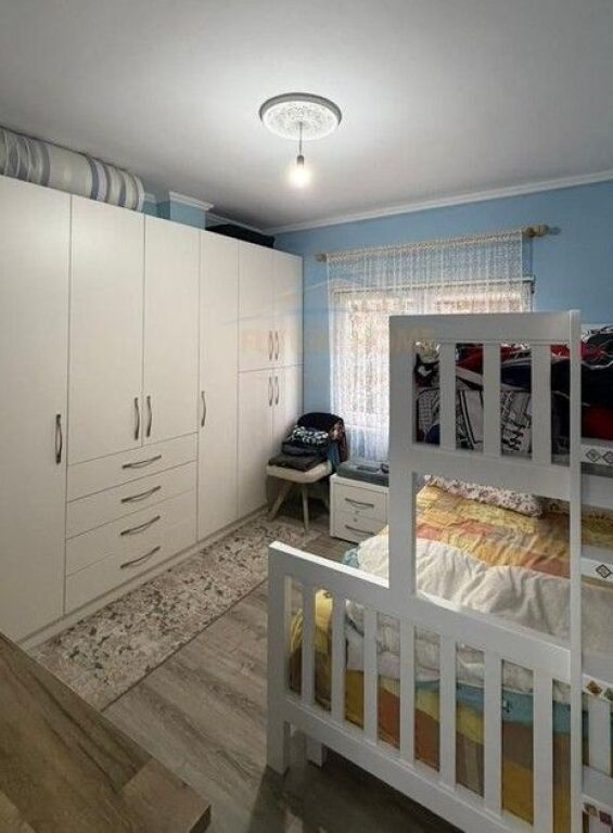 Shitet, Apartament 2+1+2, Liqeni i Thatë,Tiranë