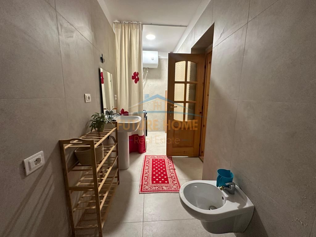 Rent, Apartment 1+1 Petro Nini!