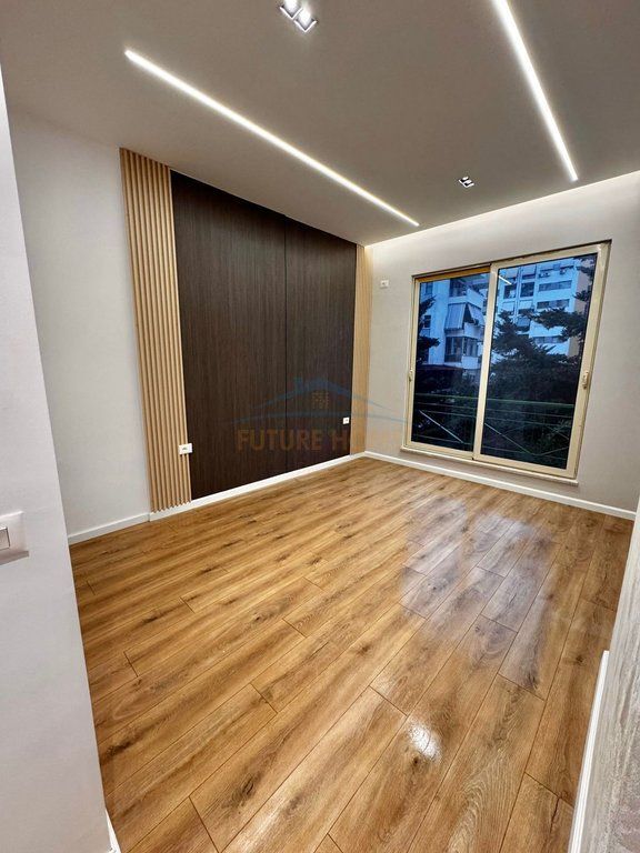 For sale, 2+1 Apartment Unaza e Re, Tirana