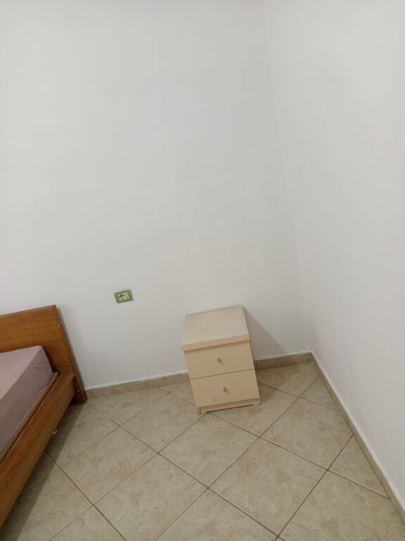 APARTAMENT 1+1. 27000 LEKE. RRUGA 5 MAJI