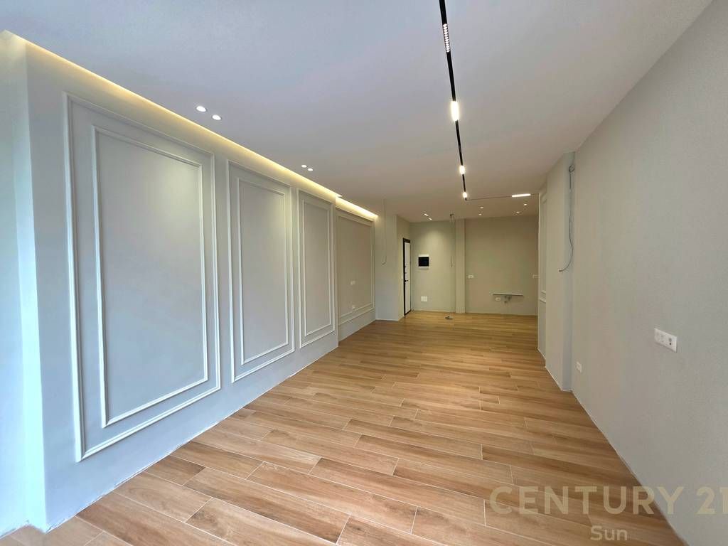 2+1 APARTMENT FOR SALE NEAR THE PARIS MUNICIPALITY