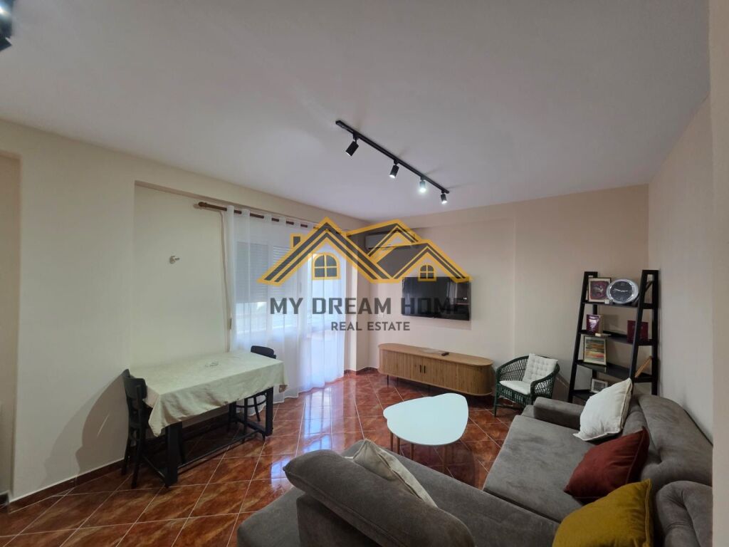 Appartamento 1+1 in Vendita a Shkëmbin e Kavajës, Durrës