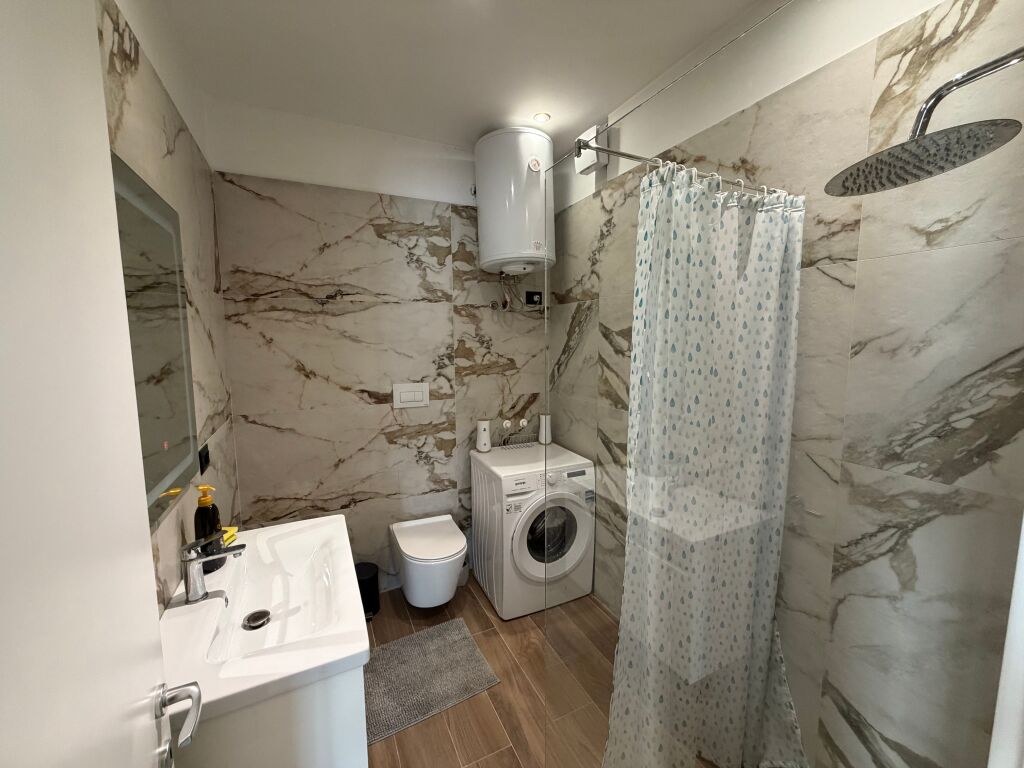 Qera Apartament 1+1 , Teg