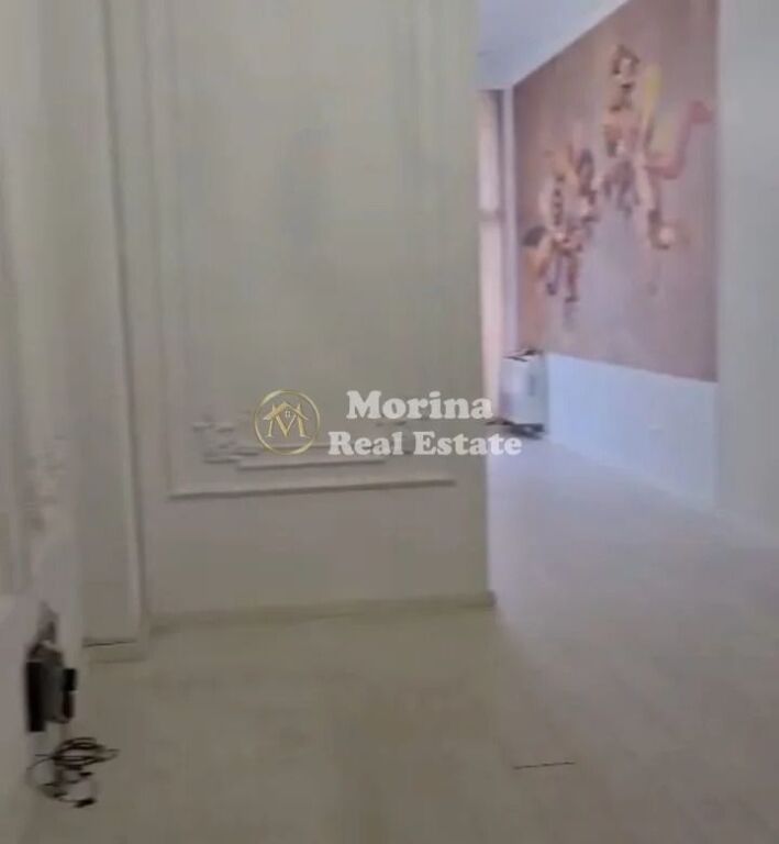 Qera | Ambjent Biznesi | Rruga e Kavajës | 1100 €/muaj