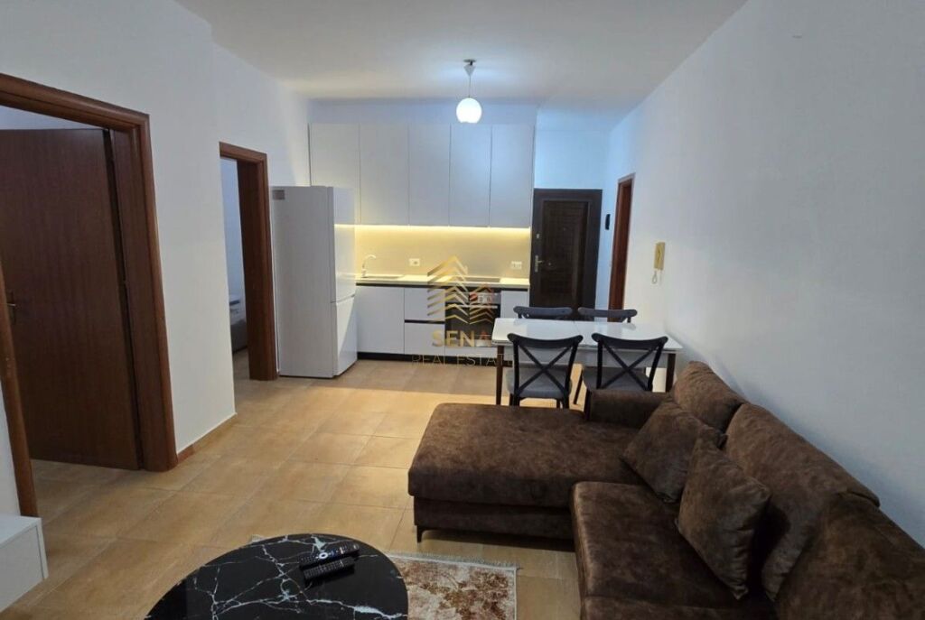 Qira, Apartament, 2+1+blk, Pallatet e Verdha – Kthesa e Kamzes, 45.000 Leke/Muaj