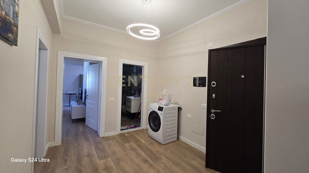 Apartament 2+1 me Qira pranë Muzeumit, Durres !