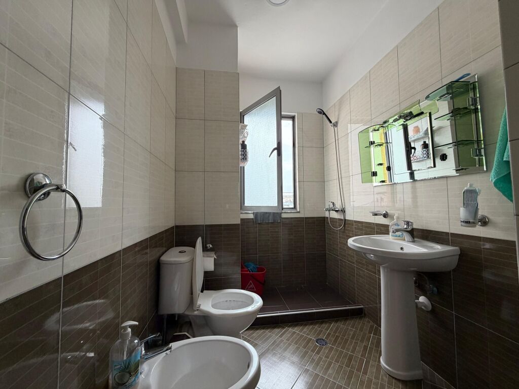 Shitet 1+1 ASTIR BAR OSLO 98.000€