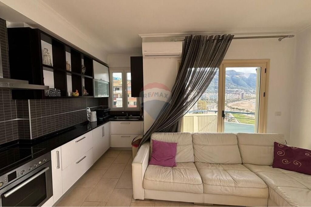 Apartament 2+1+2 me qera , Lungomare