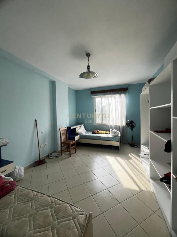 Apartament 2+1 Për Shitje në Golem, Durrës !