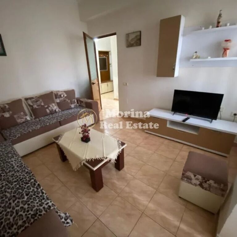 Qera | Shtëpi private 1 + 1 | Rruga e Dibrës | 400 €/muaj
