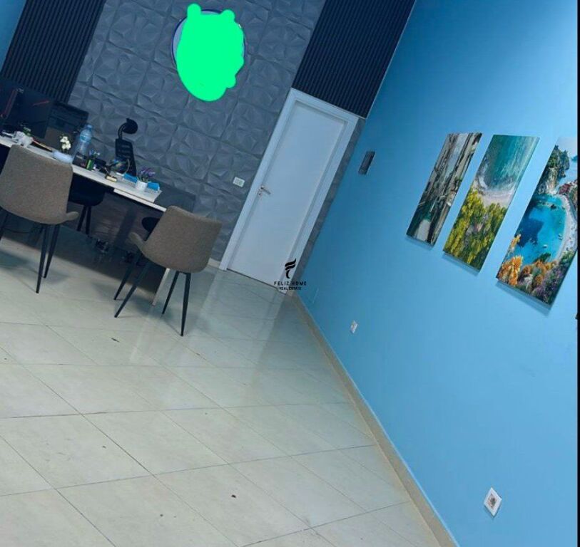 SHOP FOR RENT 45 M2 ASTIR 50,000 LEKE FH-65646