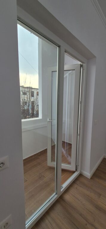 Shitet Apartament 2+1 buze rr.Bardhyl.
