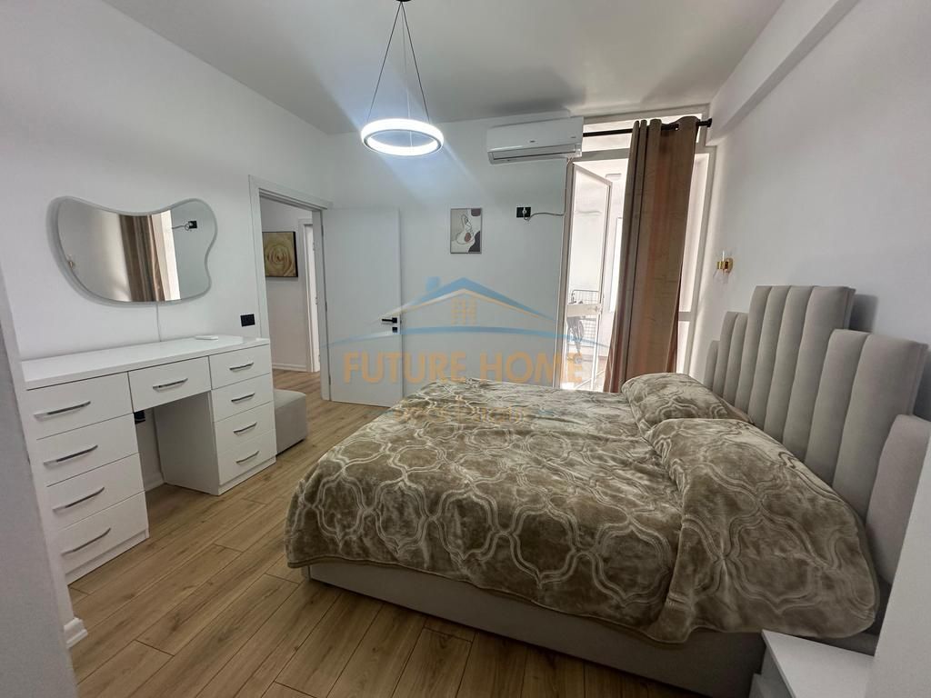 Affitto, Appartamento 2+1, 21 Dhjetori !