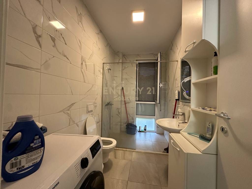 VENDIAMO APPARTAMENTO 2+1+ 120 M2 CORTILE PRESSO LA RESIDENZA "SAN PIETRO"